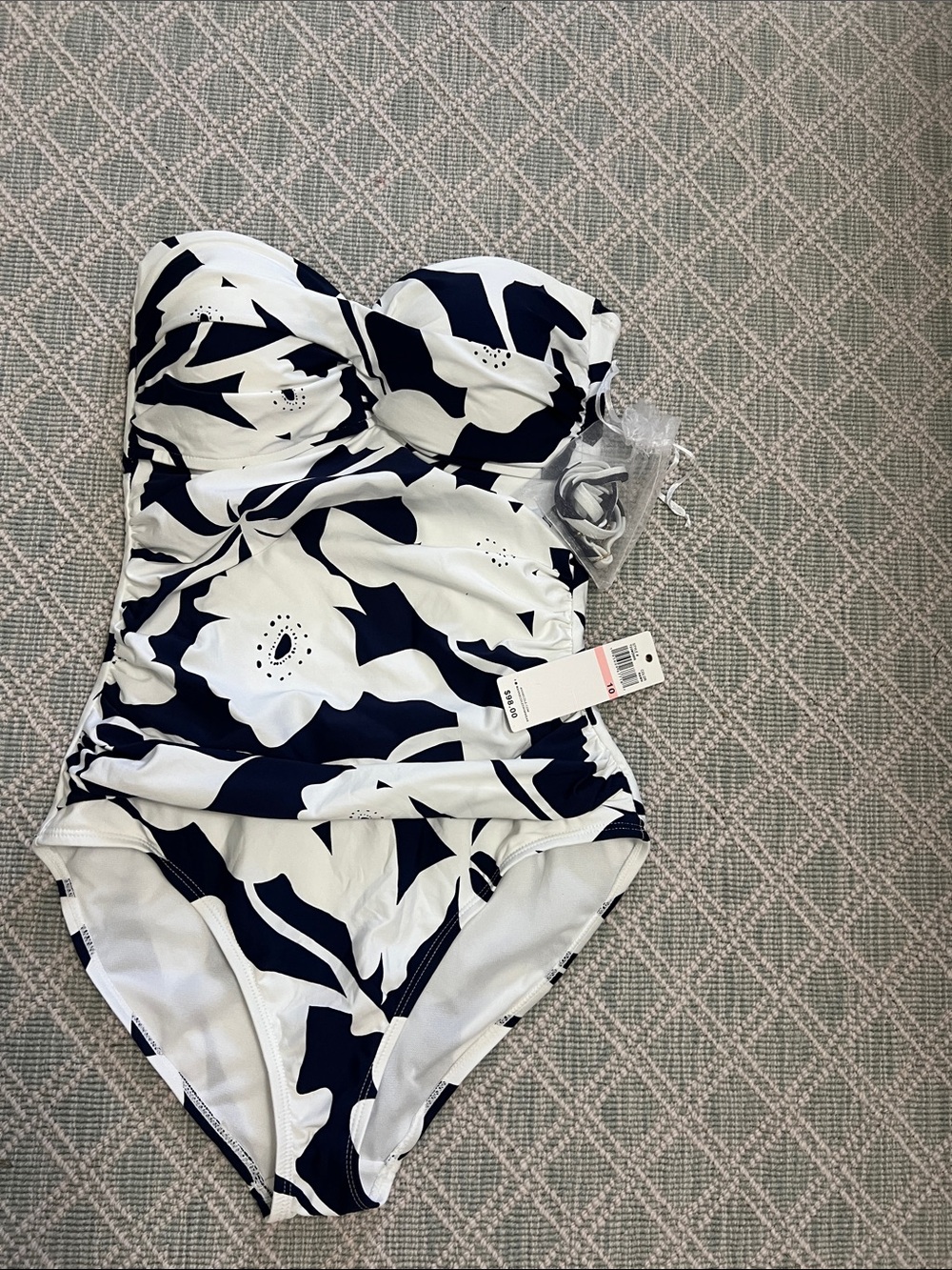 Anne Cole  Navy & White Floral women’s One-Piece Swimsuit